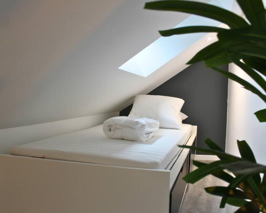 ブールジュYokohama, Duplex Avec Jardinアパートメント エクステリア 写真